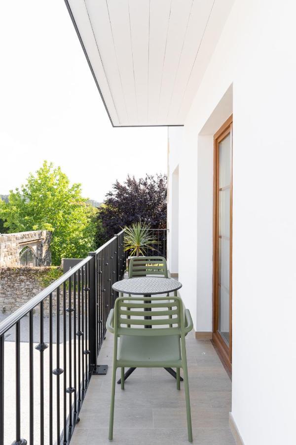 Villaverde de Pontones Jardines Villaverde المظهر الخارجي الصورة